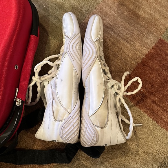 Nfinity Evolution Cheer Shoes - Picture 4 of 9